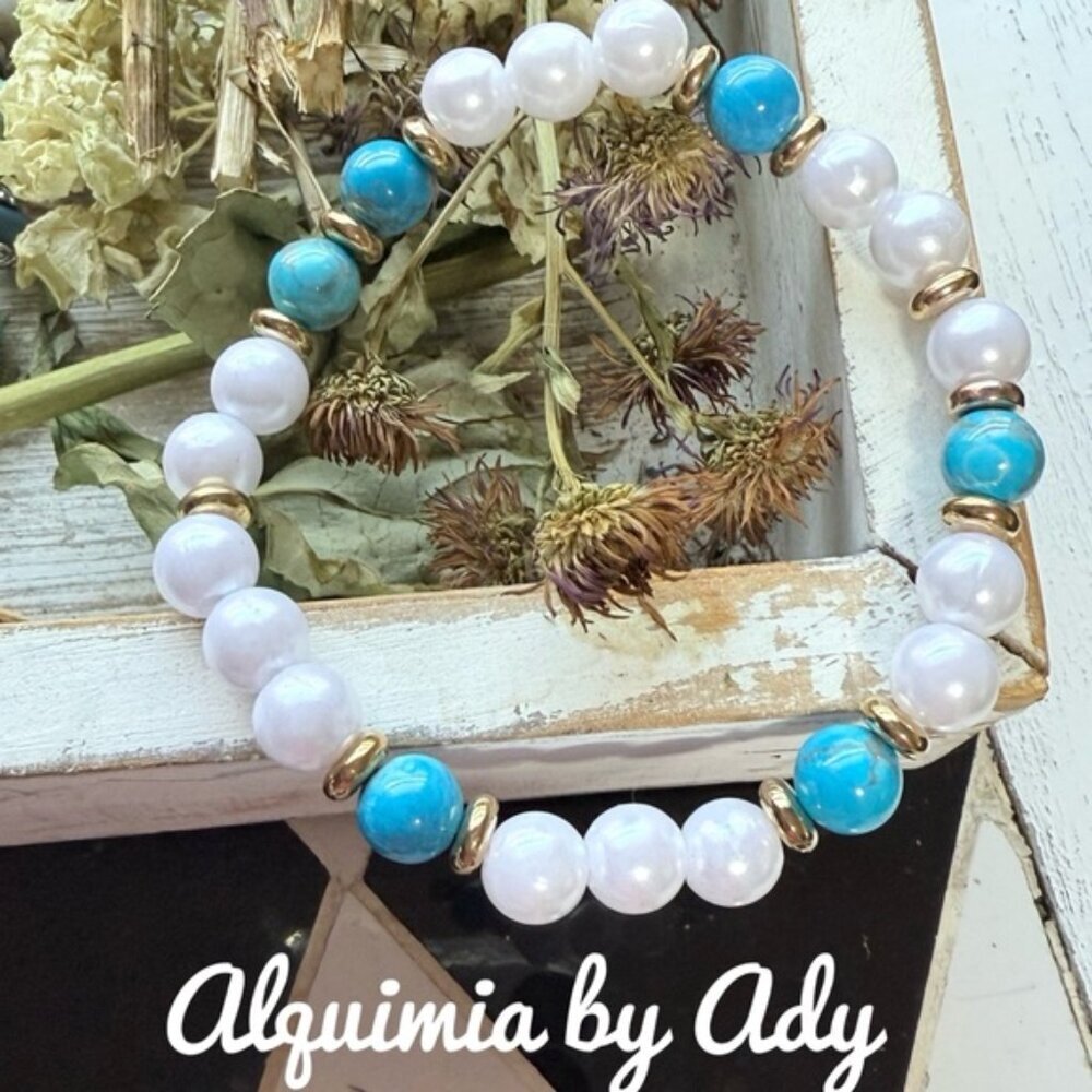 Pearls  Turquoise and Gold Bracelet